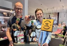 Begehrenswert: Bergstadtfest-Jubiläums-Pin mit drei Figuren