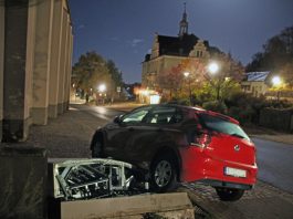 Führerloser PKW sorgt für Kommunikationsausfall